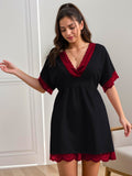 Nightgown with V-neck and lace trim