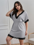 Nightgown with V-neck and lace trim